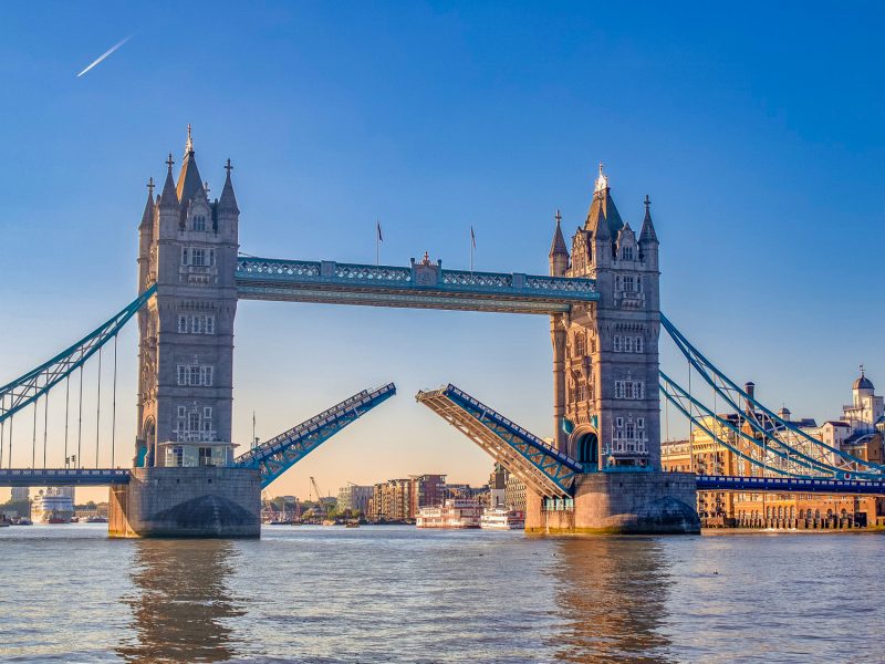 https://pixabay.com/de/photos/london-tower-bridge-br%C3%BCcke-england-3598397/